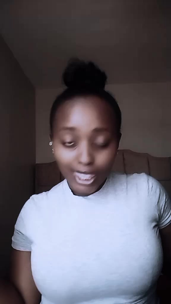 @Fayeelonzi