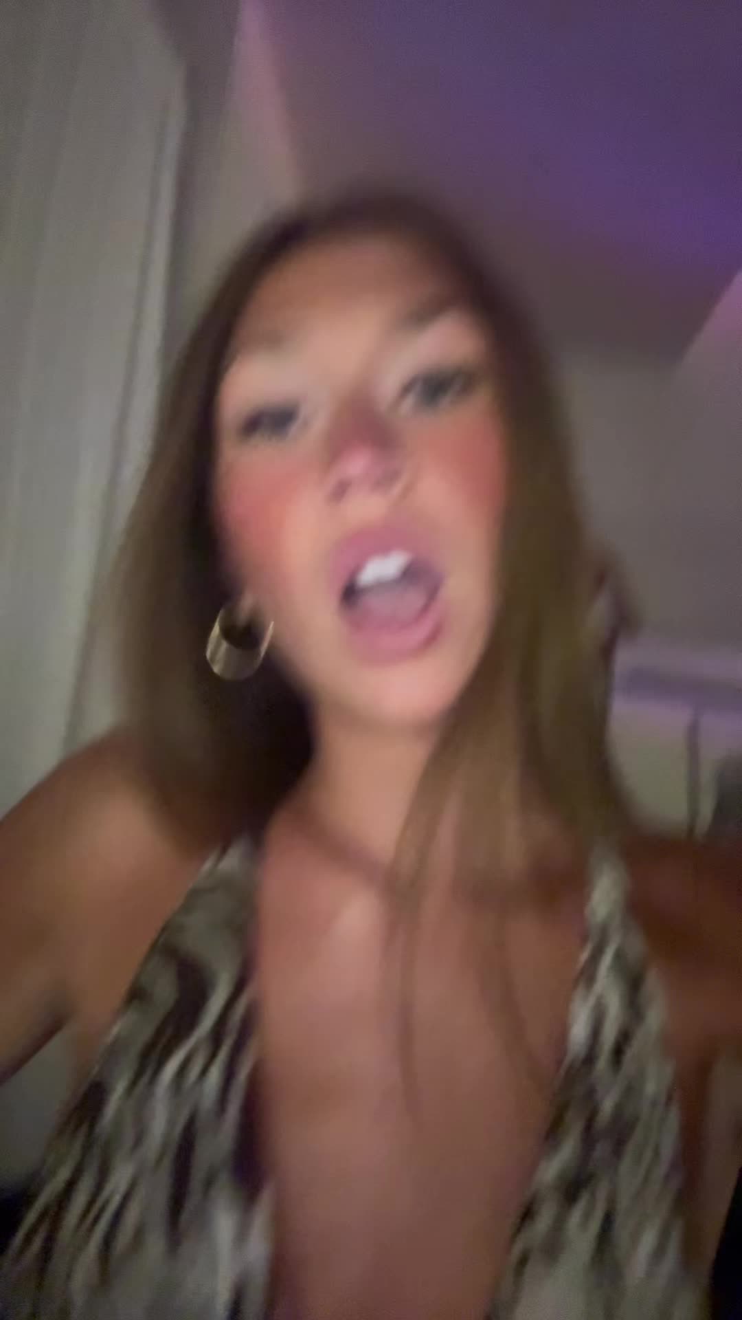 @molls