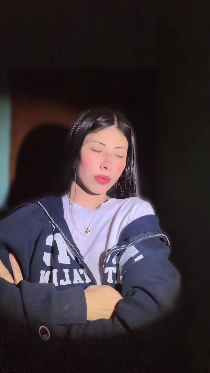 @𝓥𝓪𝓷𝓮𝓼𝓼𝓪 𝓜𝓮𝓷𝓭𝓮𝔃