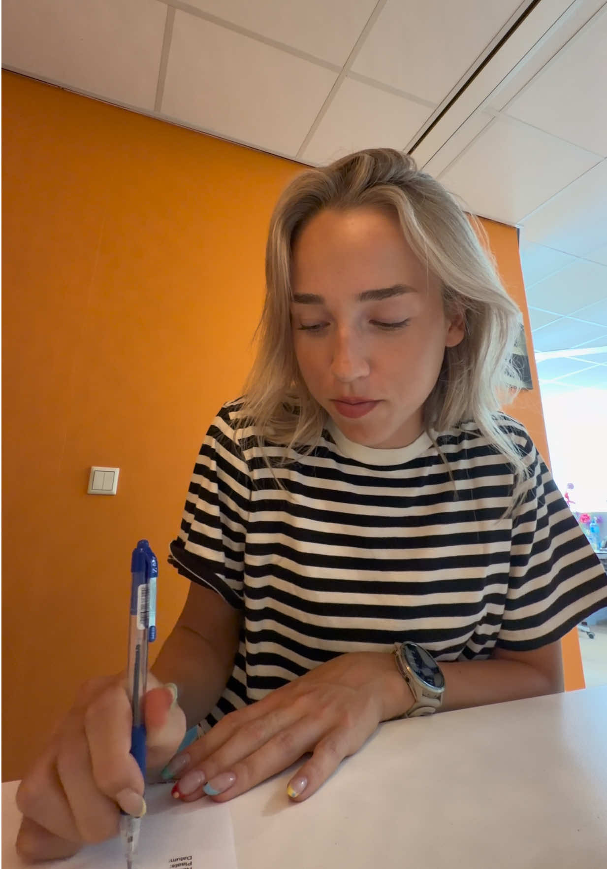 @𝒜𝓃𝑒𝓉𝓉𝑒