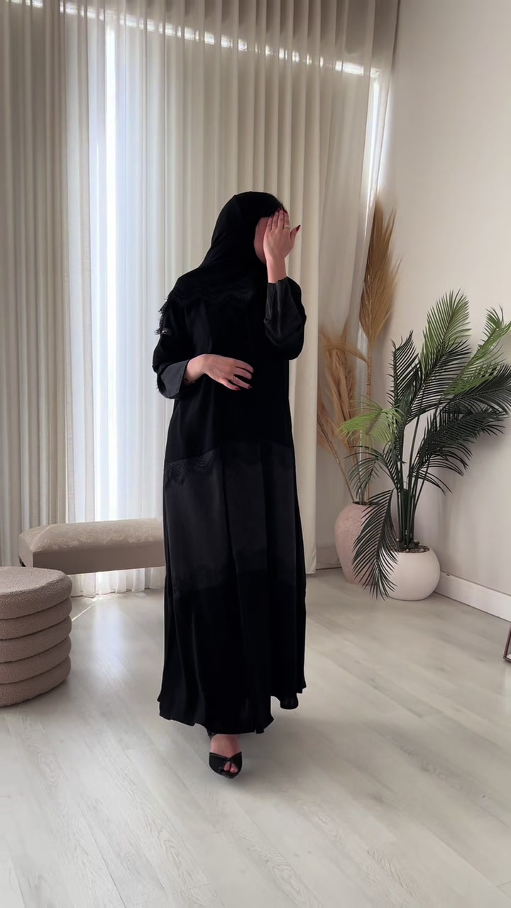 @عبايات مَليحه