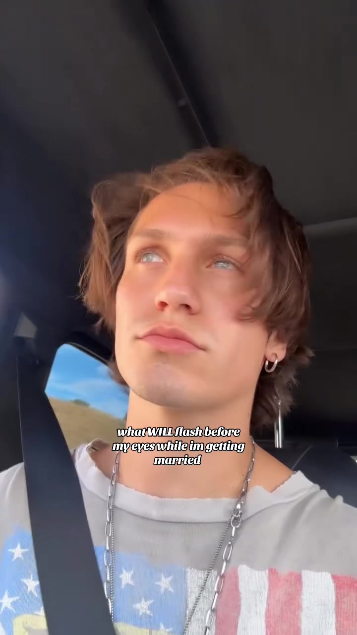 @𝘤𝘩𝘢𝘴𝘦 𝘧𝘰𝘭𝘭𝘰𝘸𝘴<3