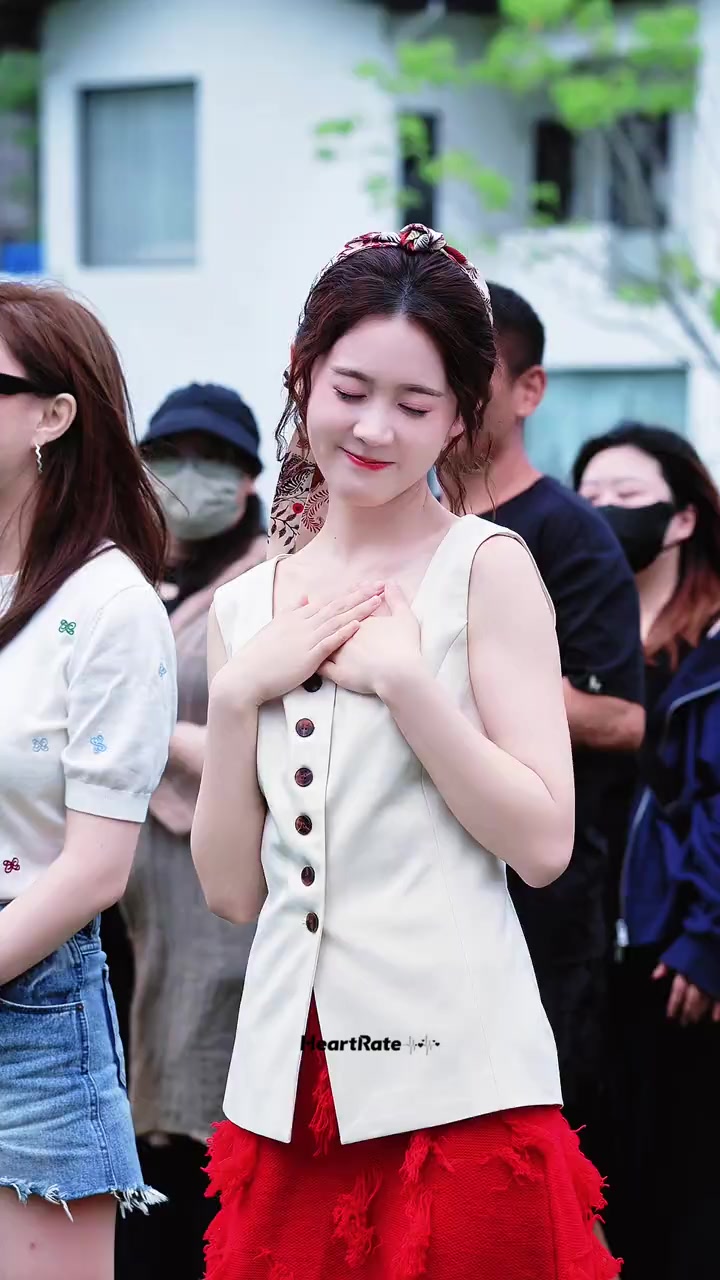 @Kẹo . B&ocirc;ng . Nhỏ 🍀
