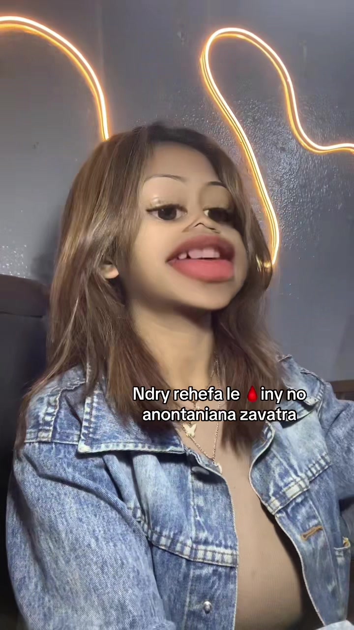 @๐จ๐๐๐๐๐๐ ๐/ ๐ท.๐ถ