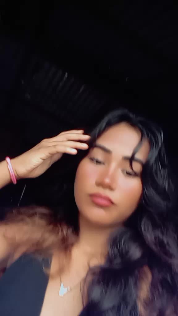 @anakarol