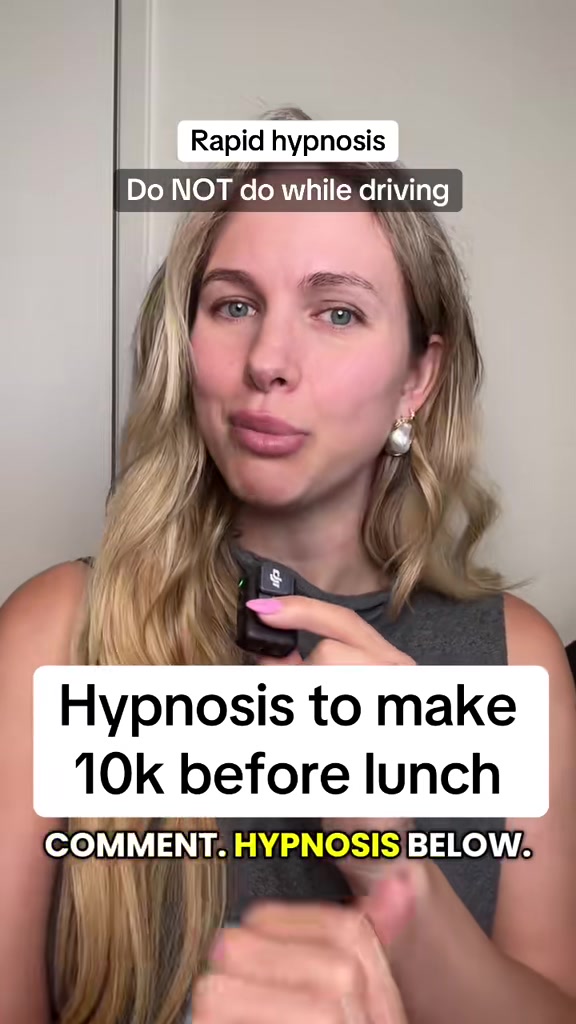 @Hypnotist | Julia Hankins