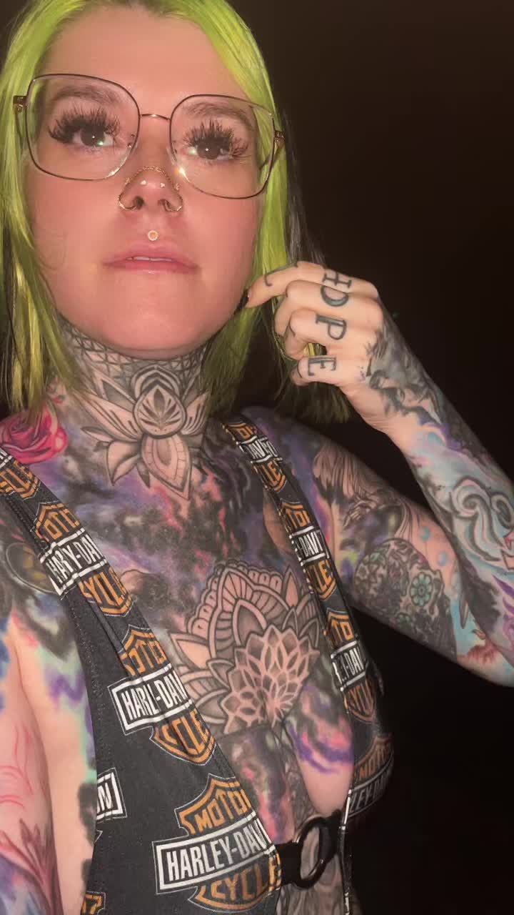 @Sapphireink2