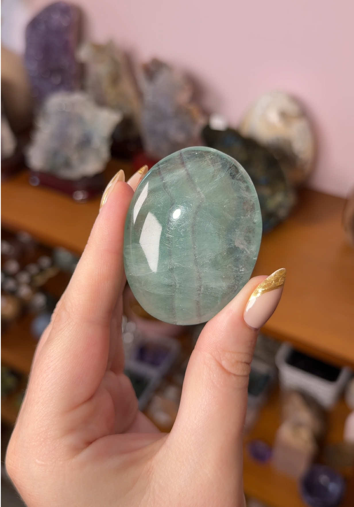 @beautiful aura crystals