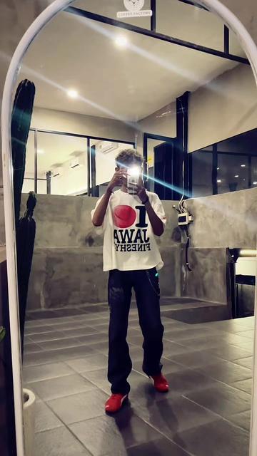 @leviiixyz.z