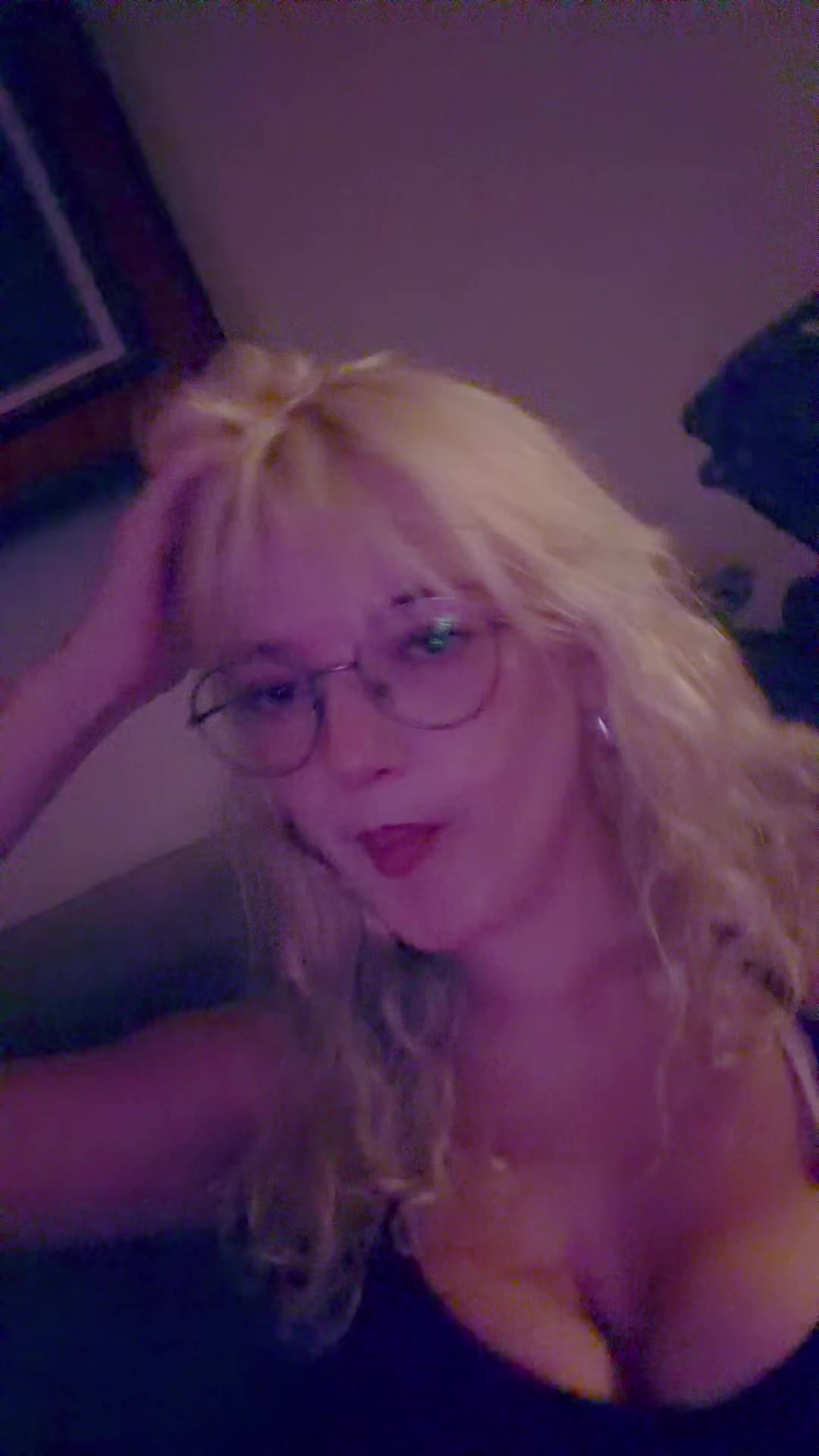 @h🦄
