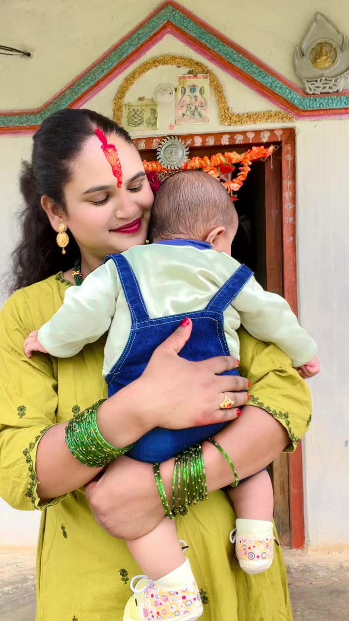 @Sarita&Shraddha👑