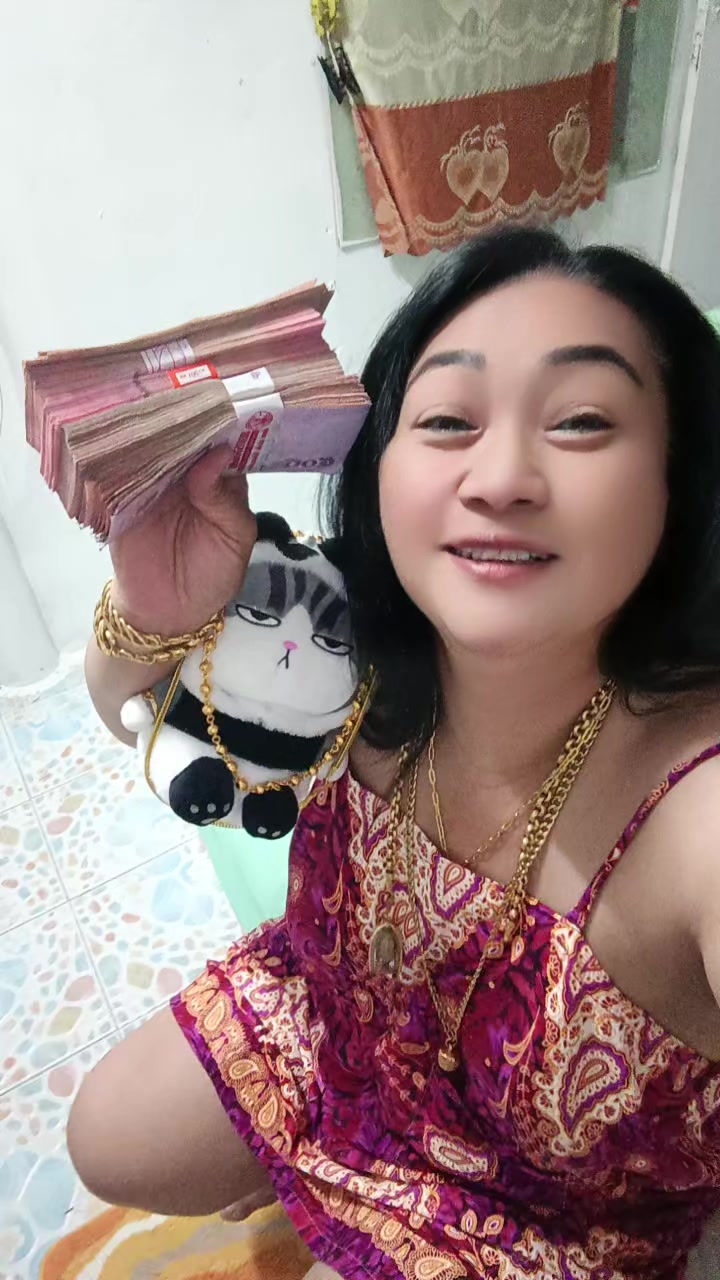 @ชุลีพร ใจเย็น