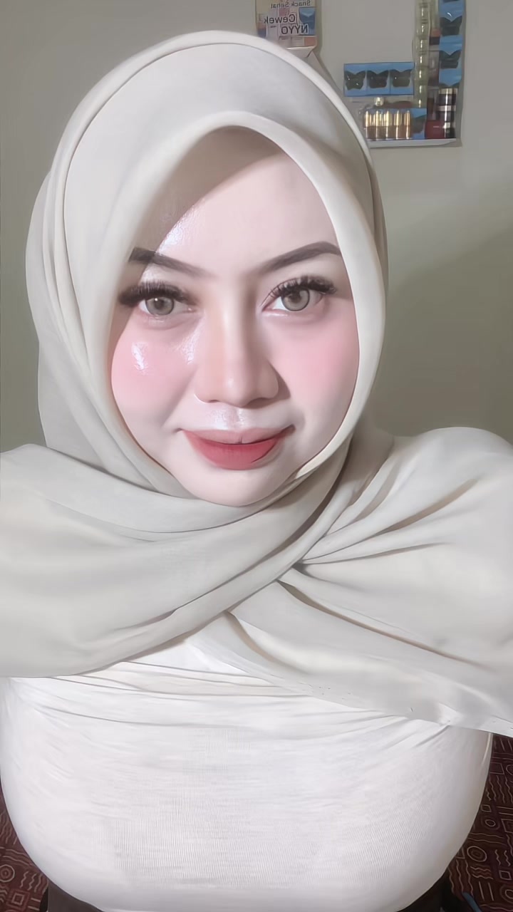 @ayy