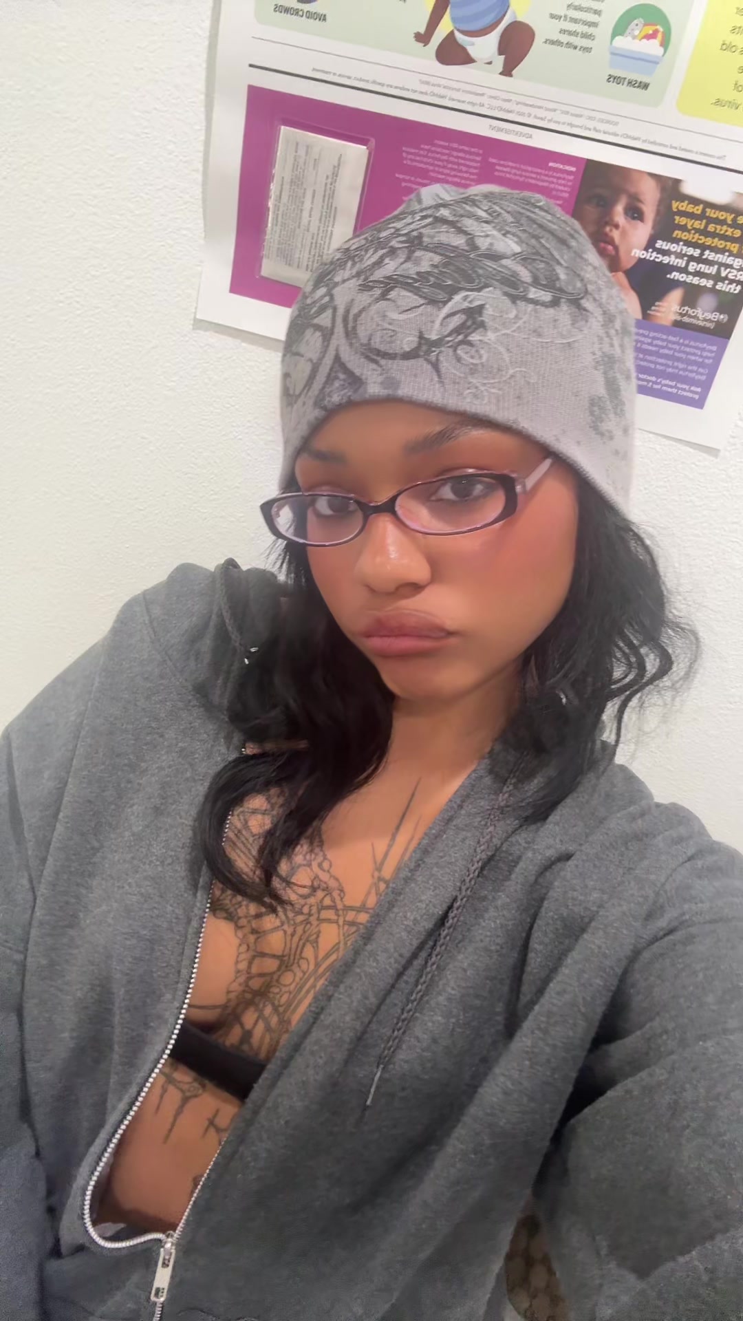 @girlnxtdoor