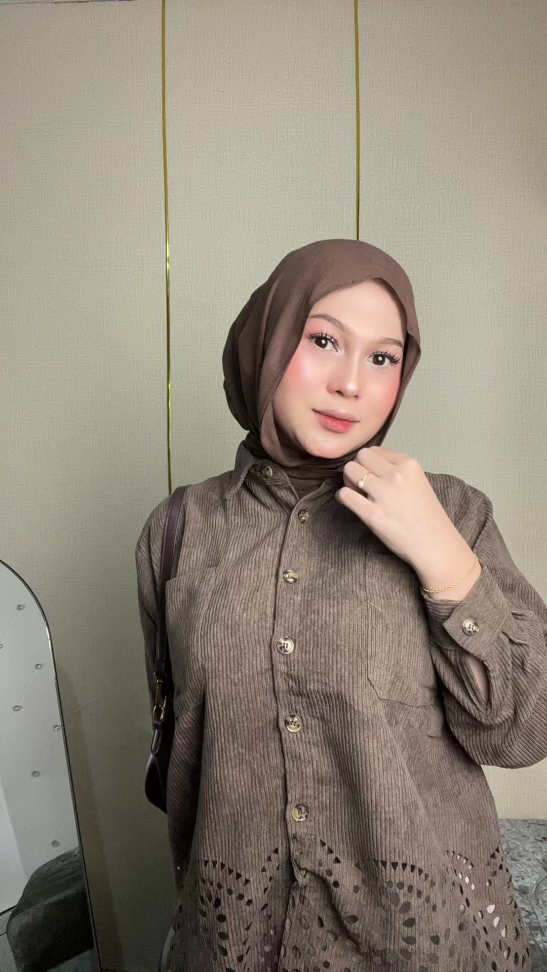 @cahyaniajaaa