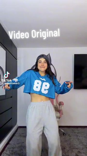 @LaPenguin