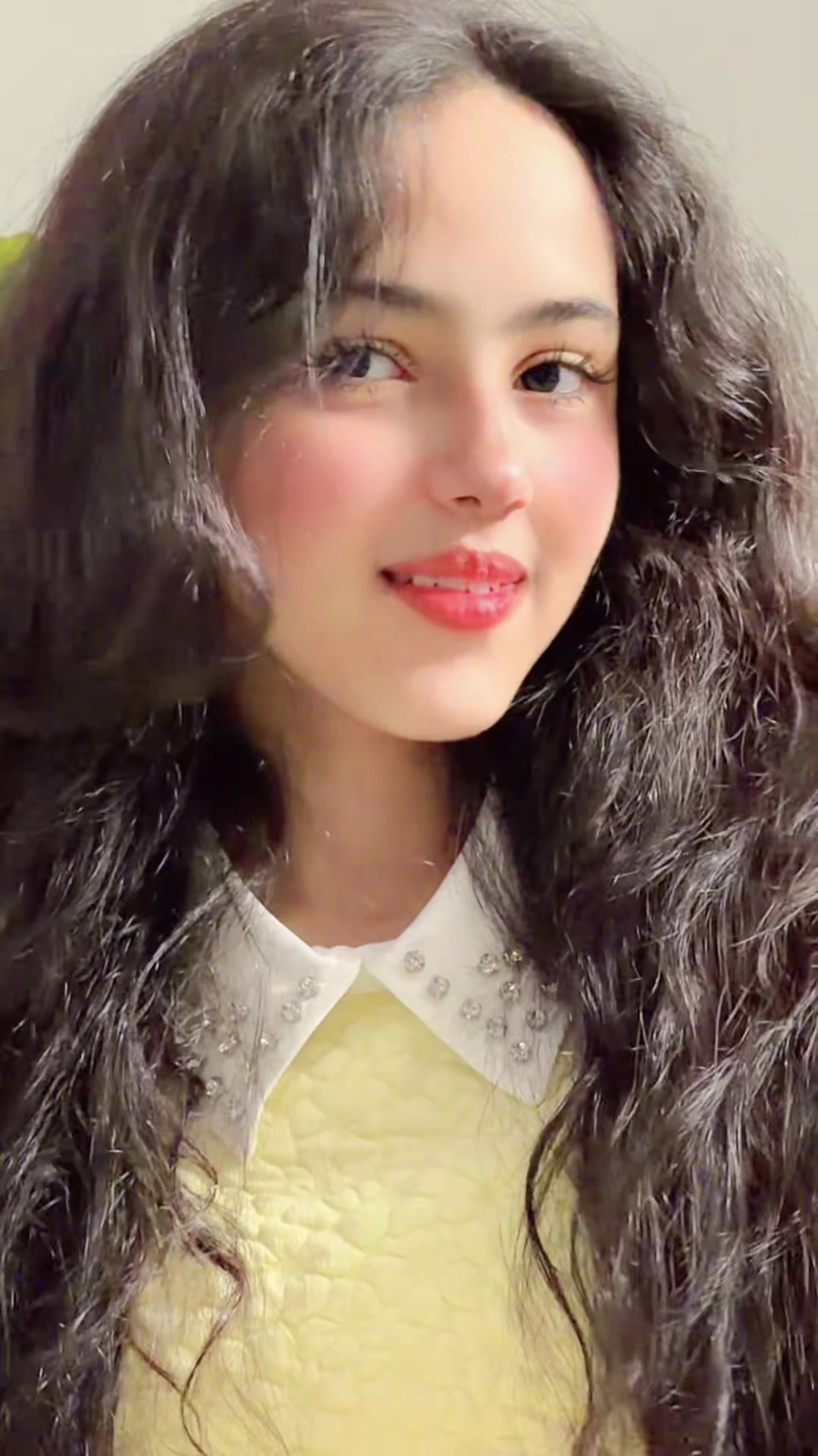@ورد بنت الغزال