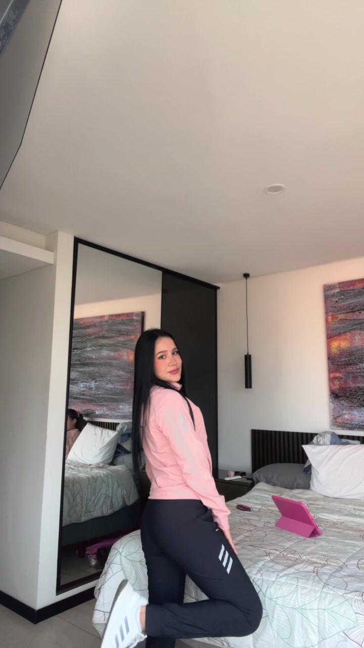 @Carla Garcia🦋