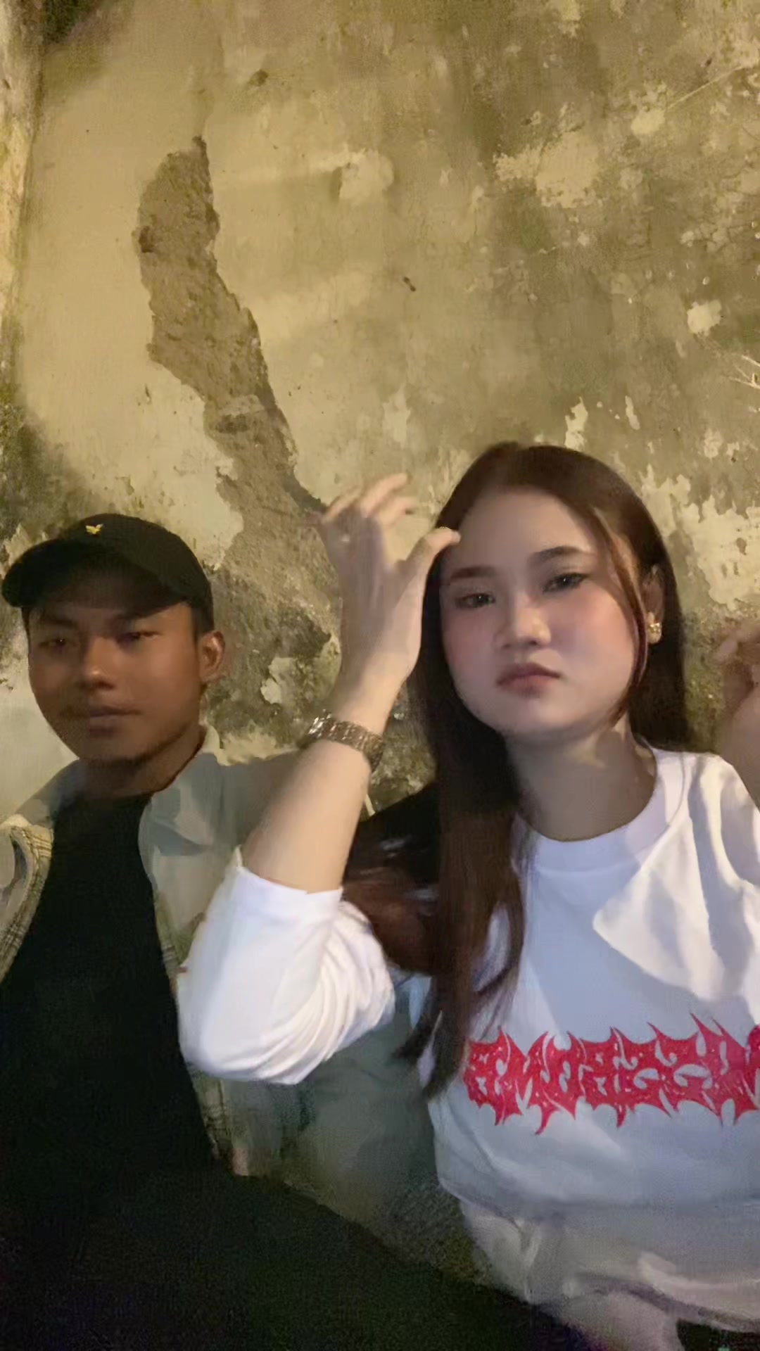 @whin🕷️