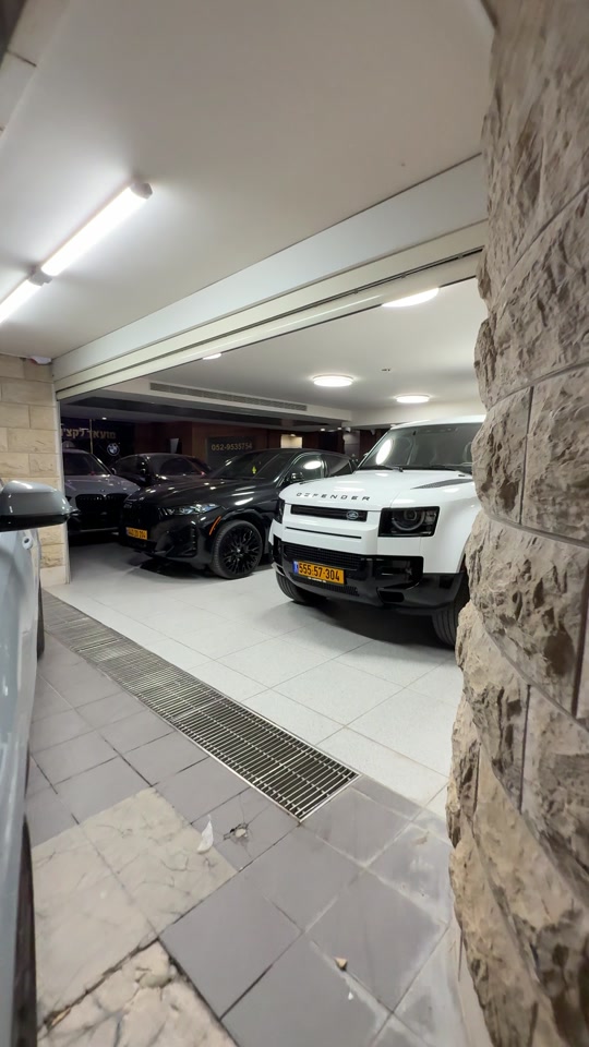 @moaad luxury motors