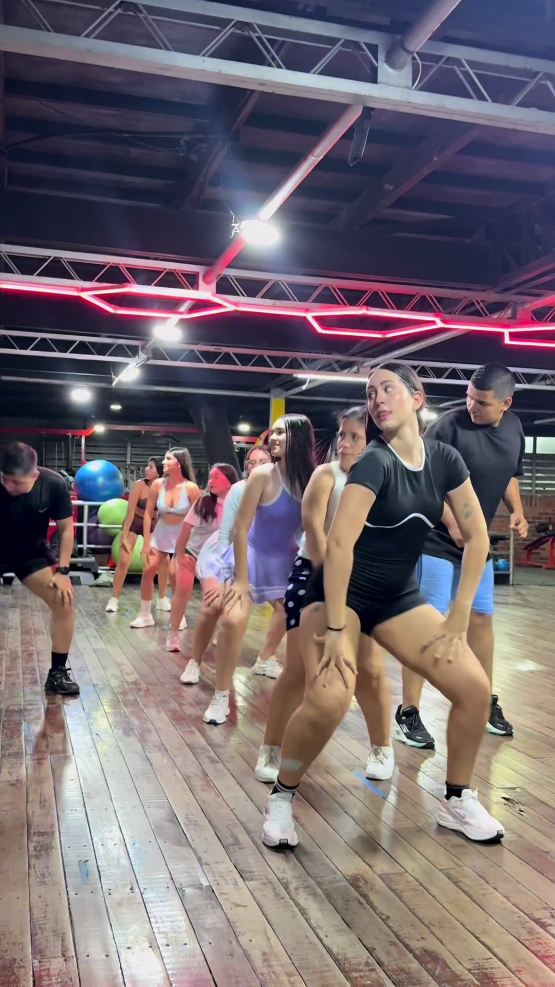 @⚡️🕺JORGE CAICEDO💃⚡️