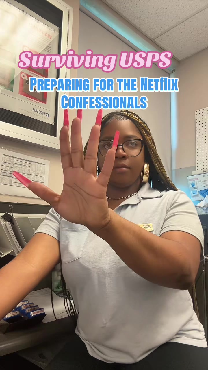 @theeglitterologist