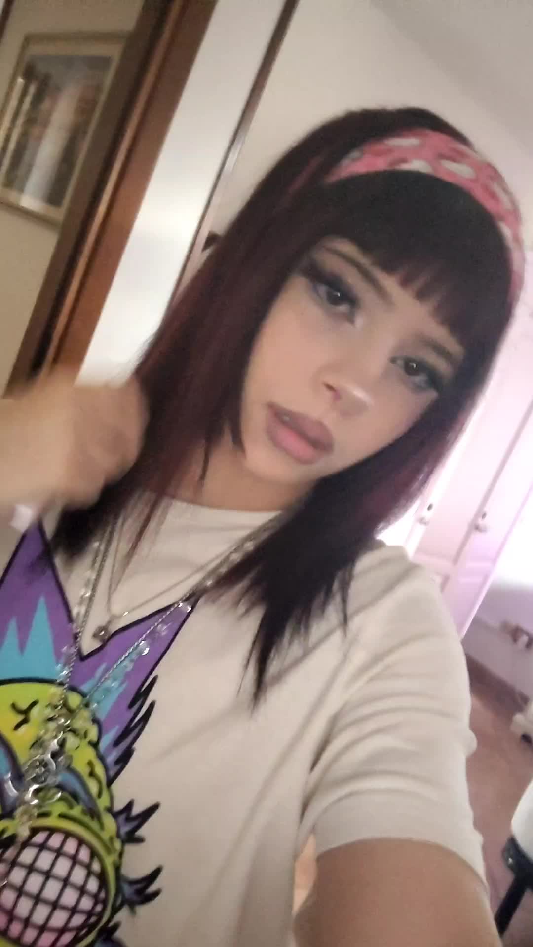 @๐,