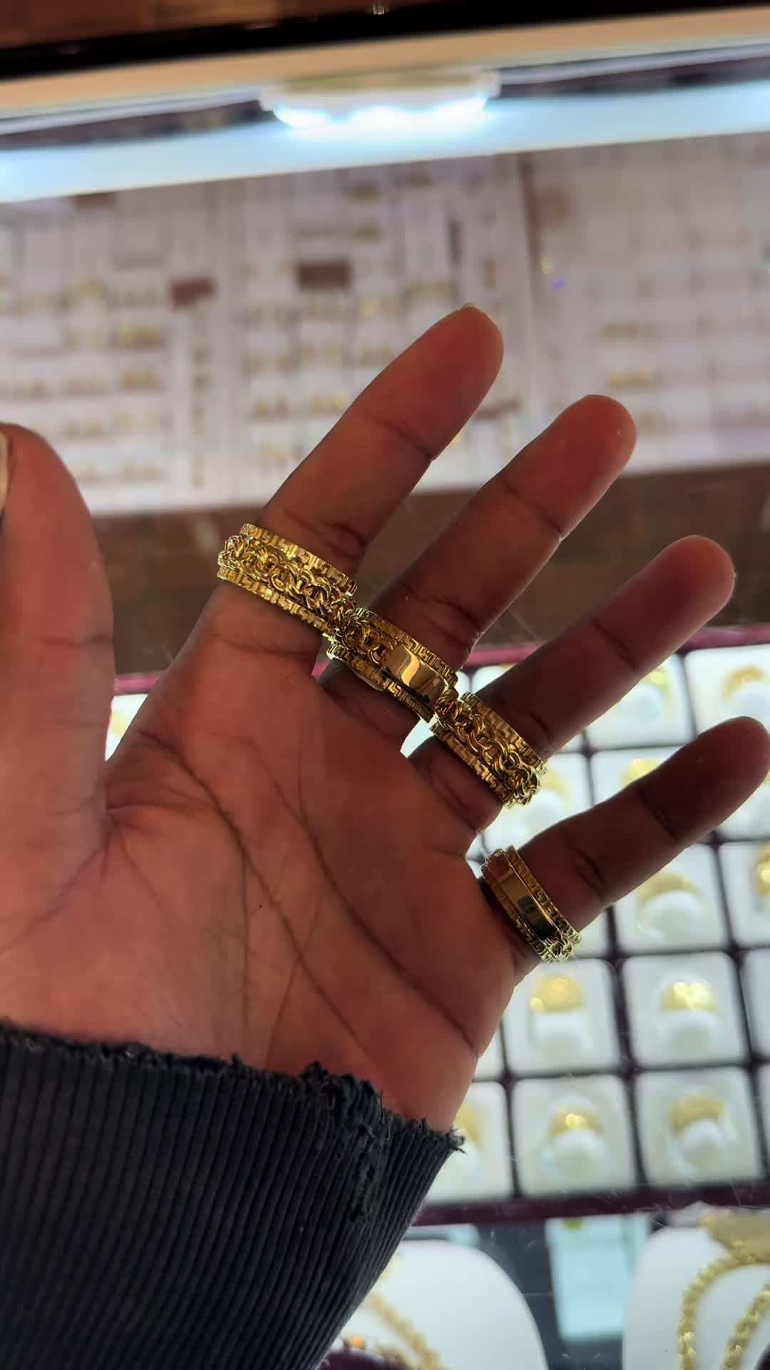 @AliJewelers