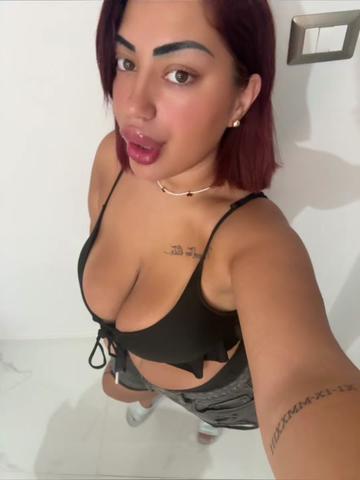 @_rosypetrone_