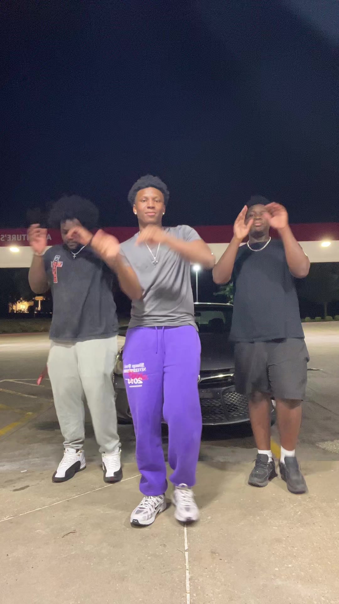 @useruno