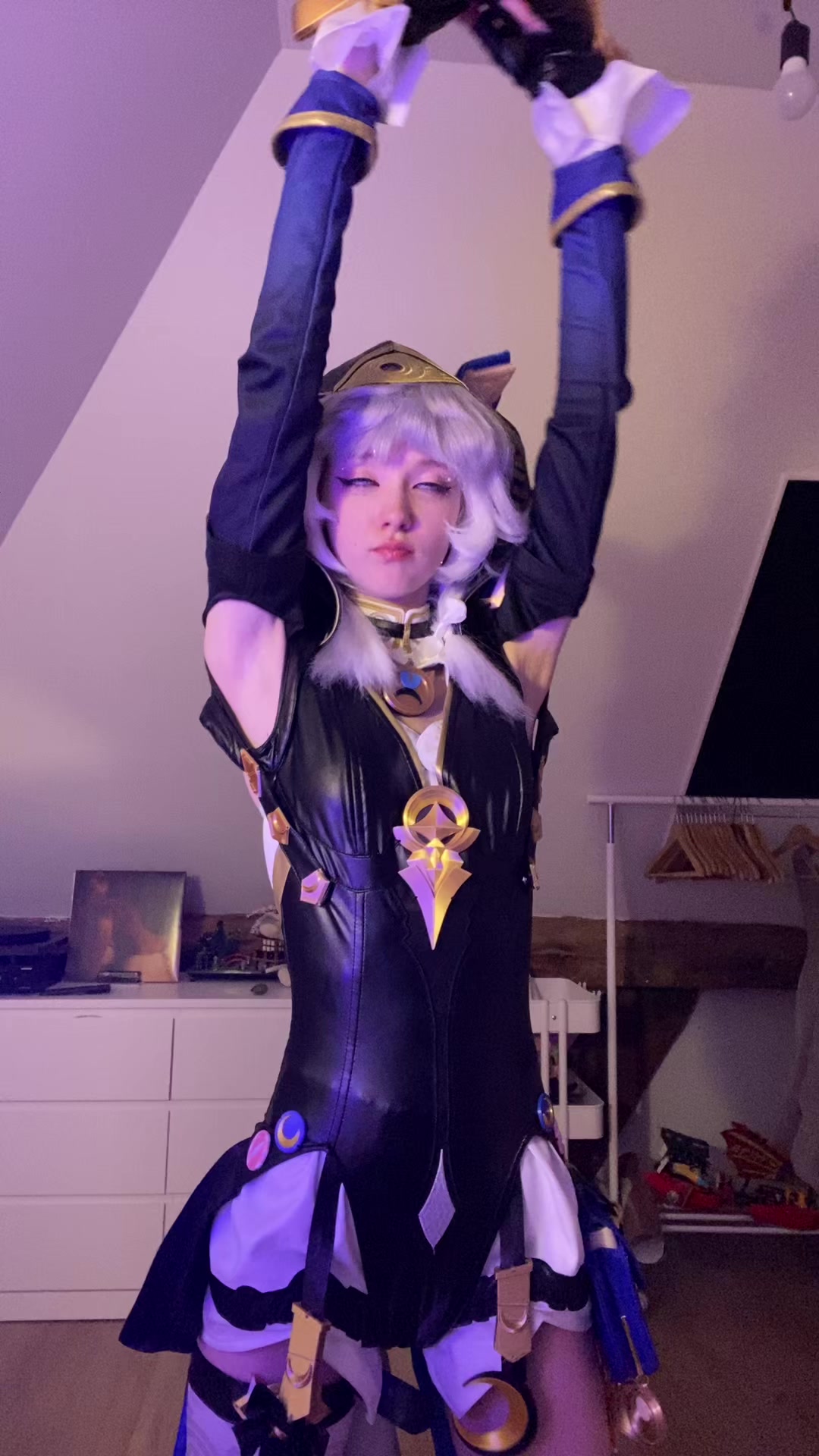 @♡‧₊˚🩻 𝐥𝐥𝐨𝐲𝐝!: &lsaquo;𝟹 ∙ 🕸️