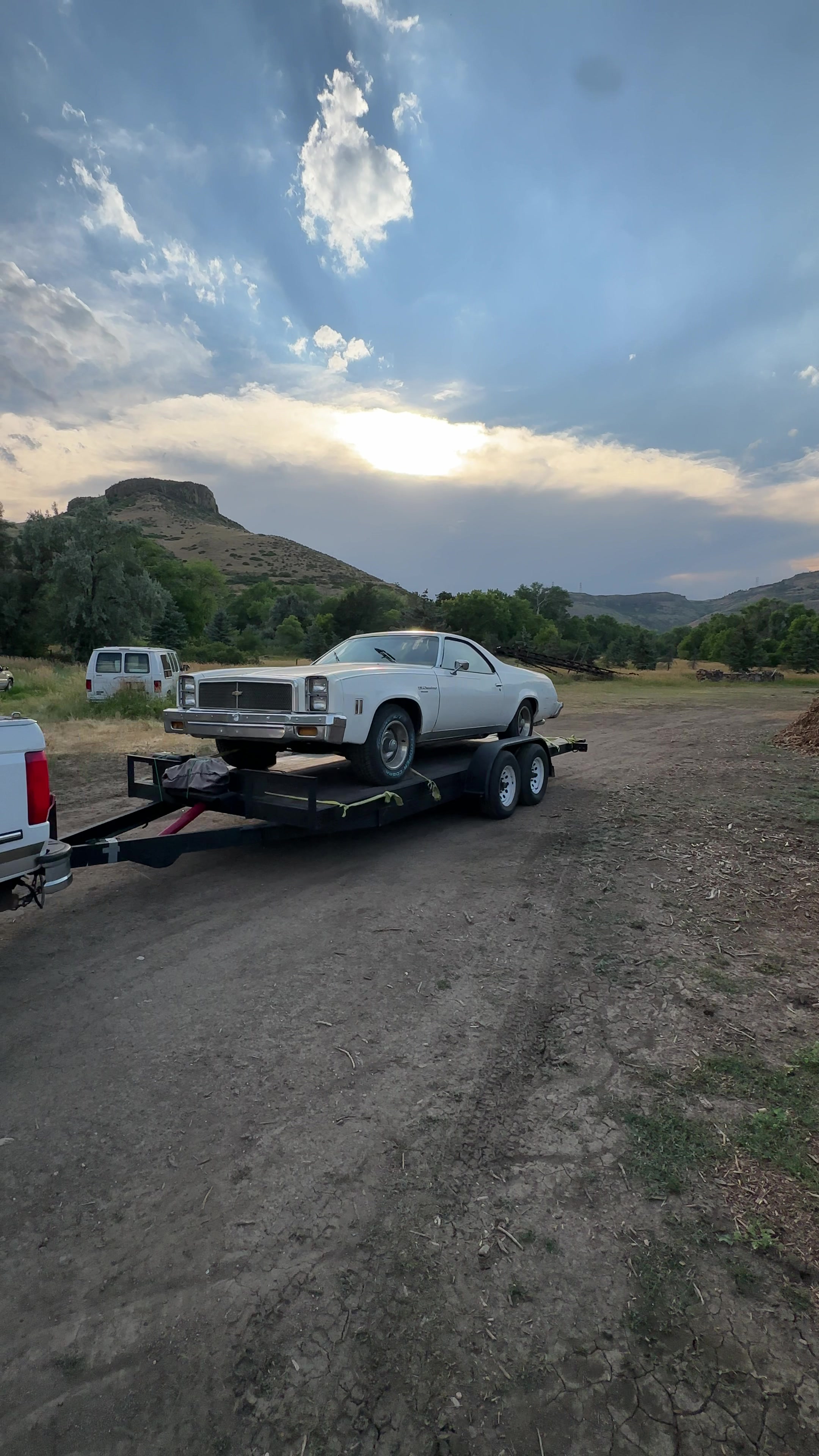 @CLASSIC CAR GIRLIE