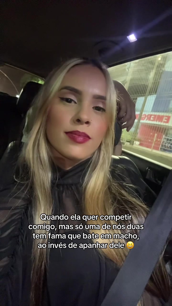 @carolscarpati18