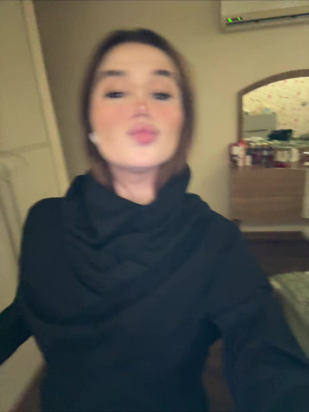 @KiKi