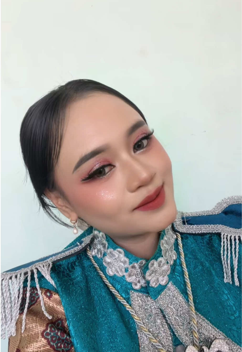 @Ara Tiara