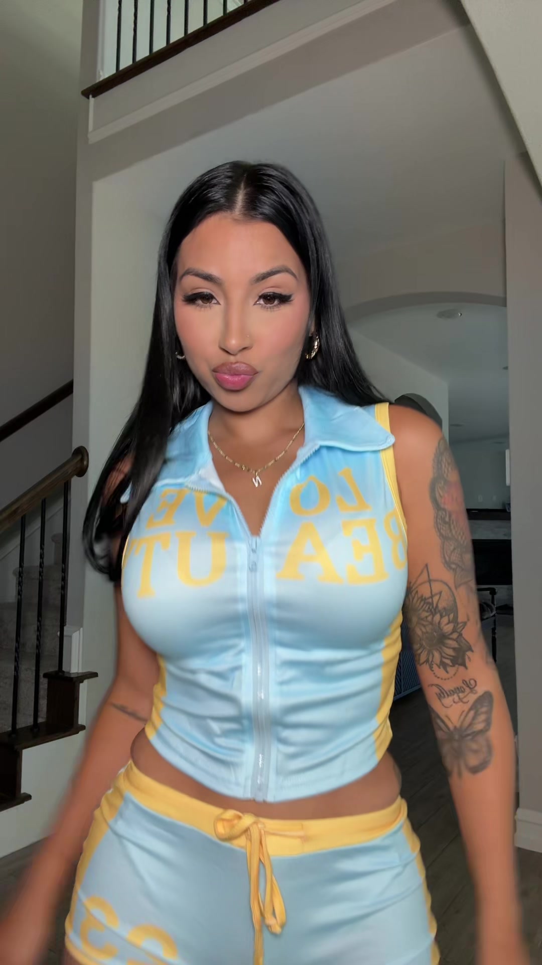 @Natalee🦋