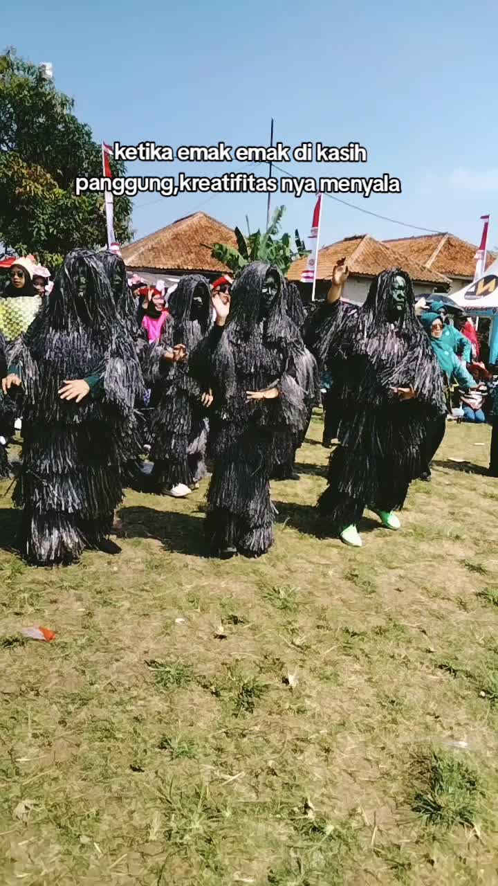 @Sari Yuniar453