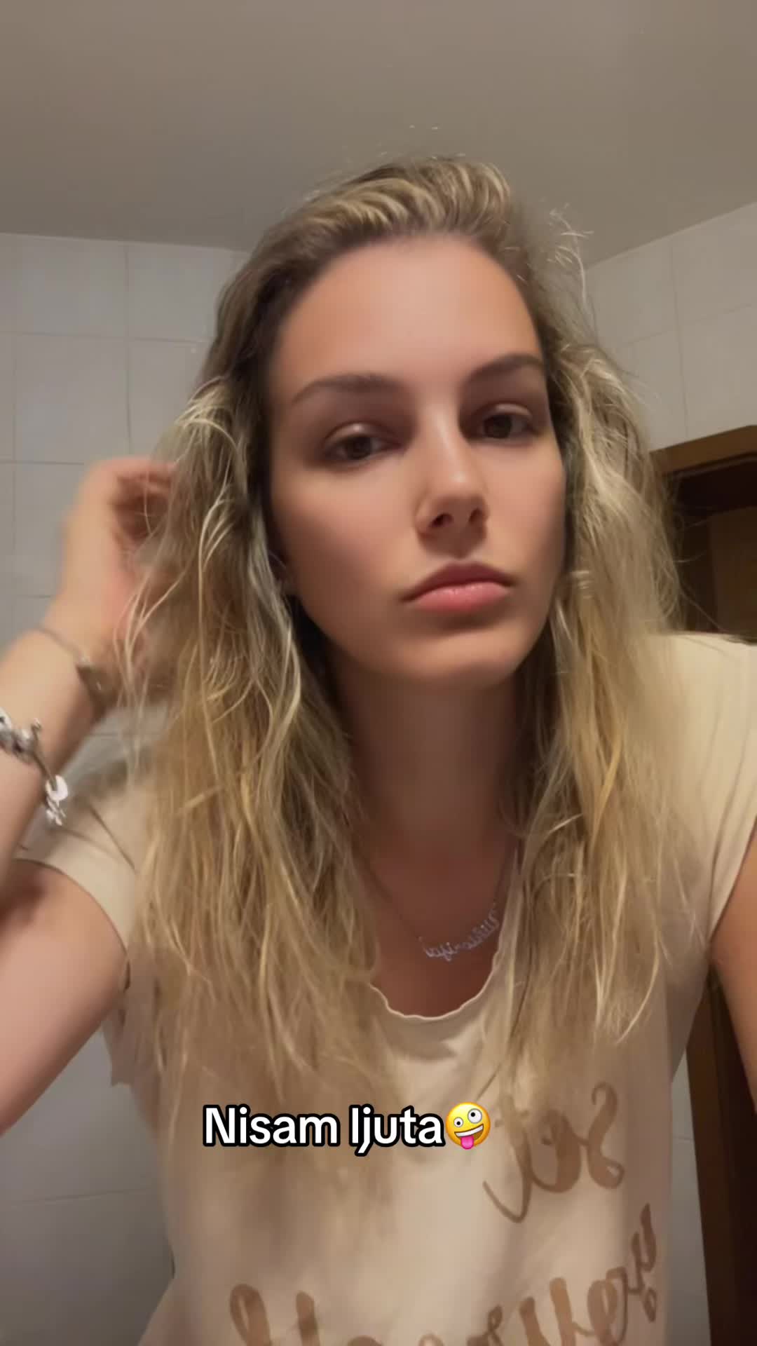 @Viktorija🍀