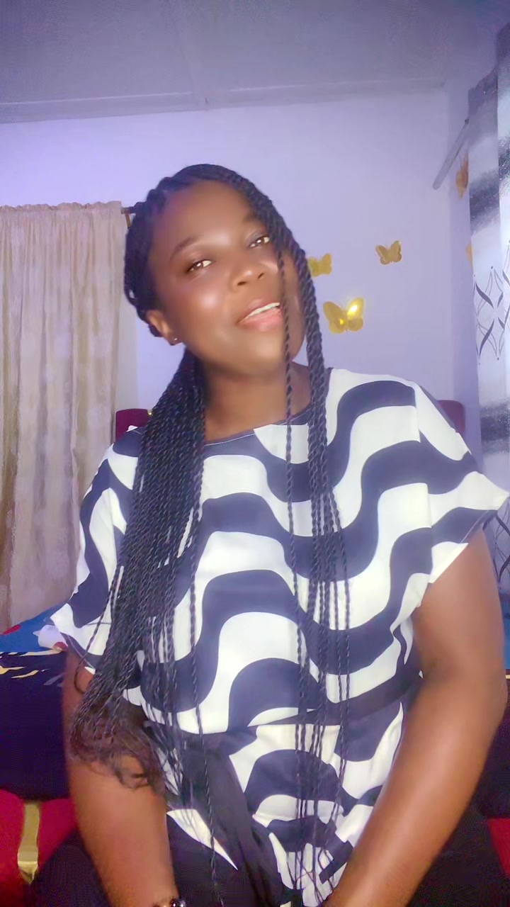@Nana Yaa