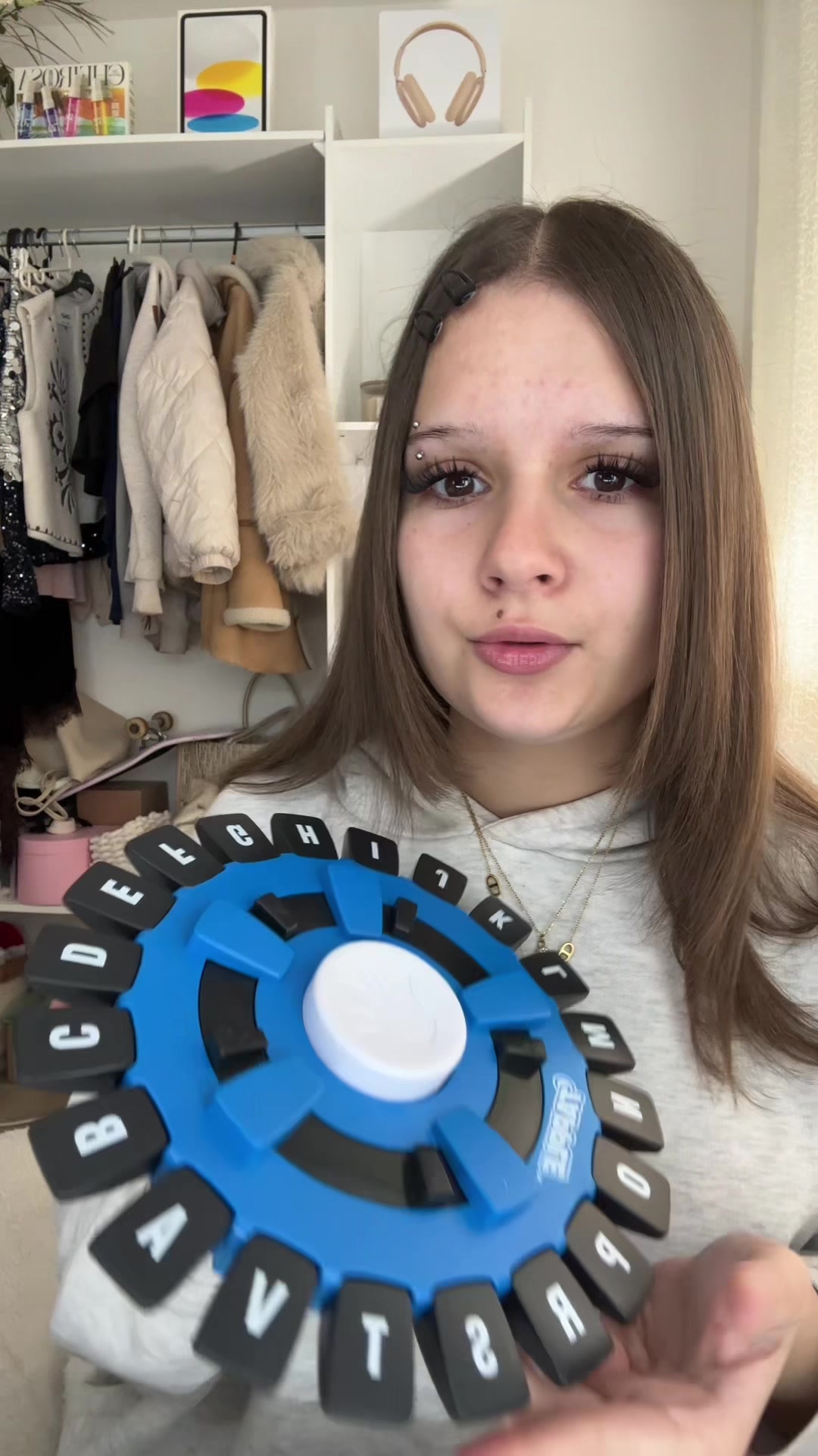 @𝐿𝑜𝑎𝑛𝑒𝑒&rsquo;🤍