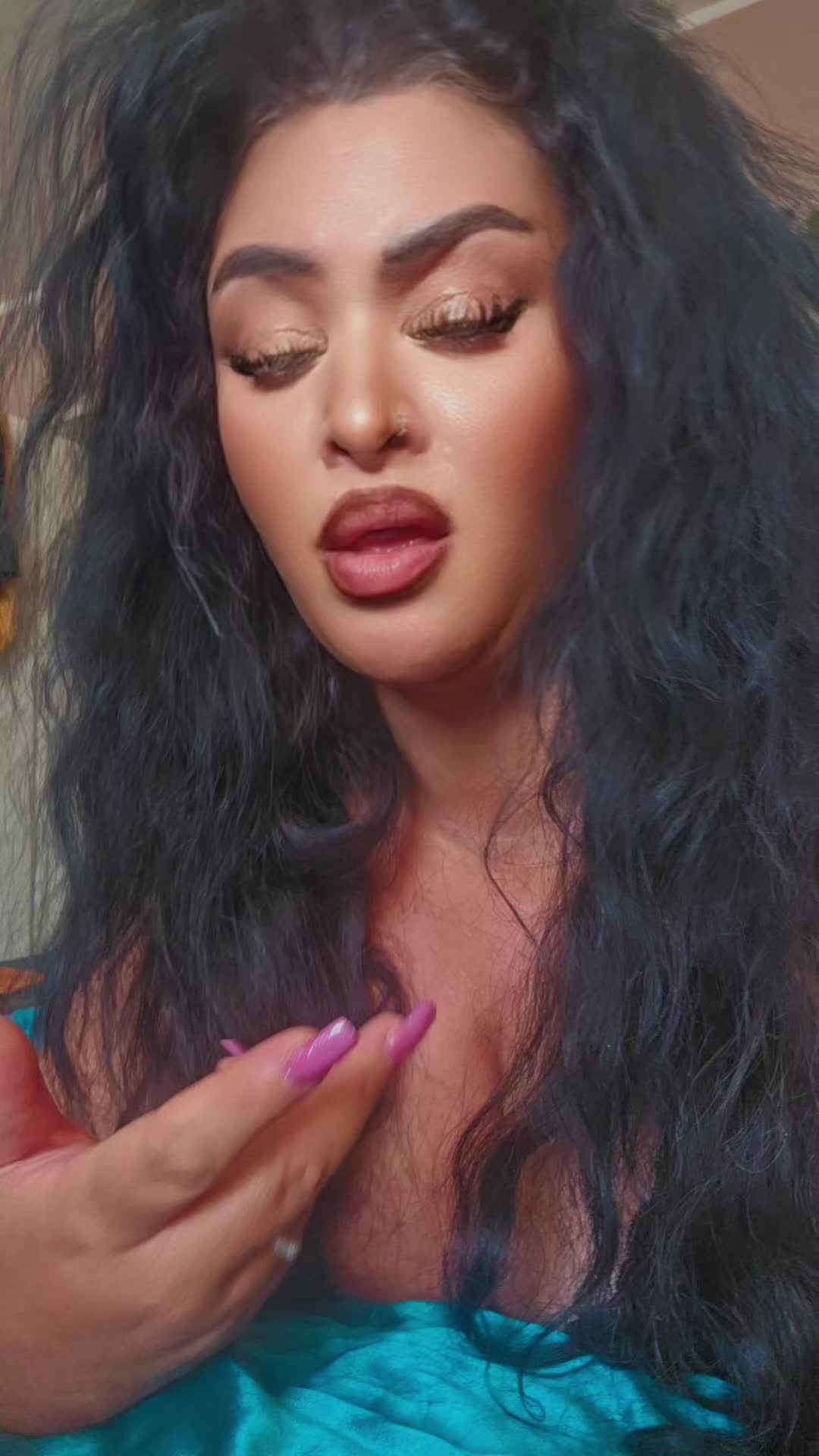 @Dee