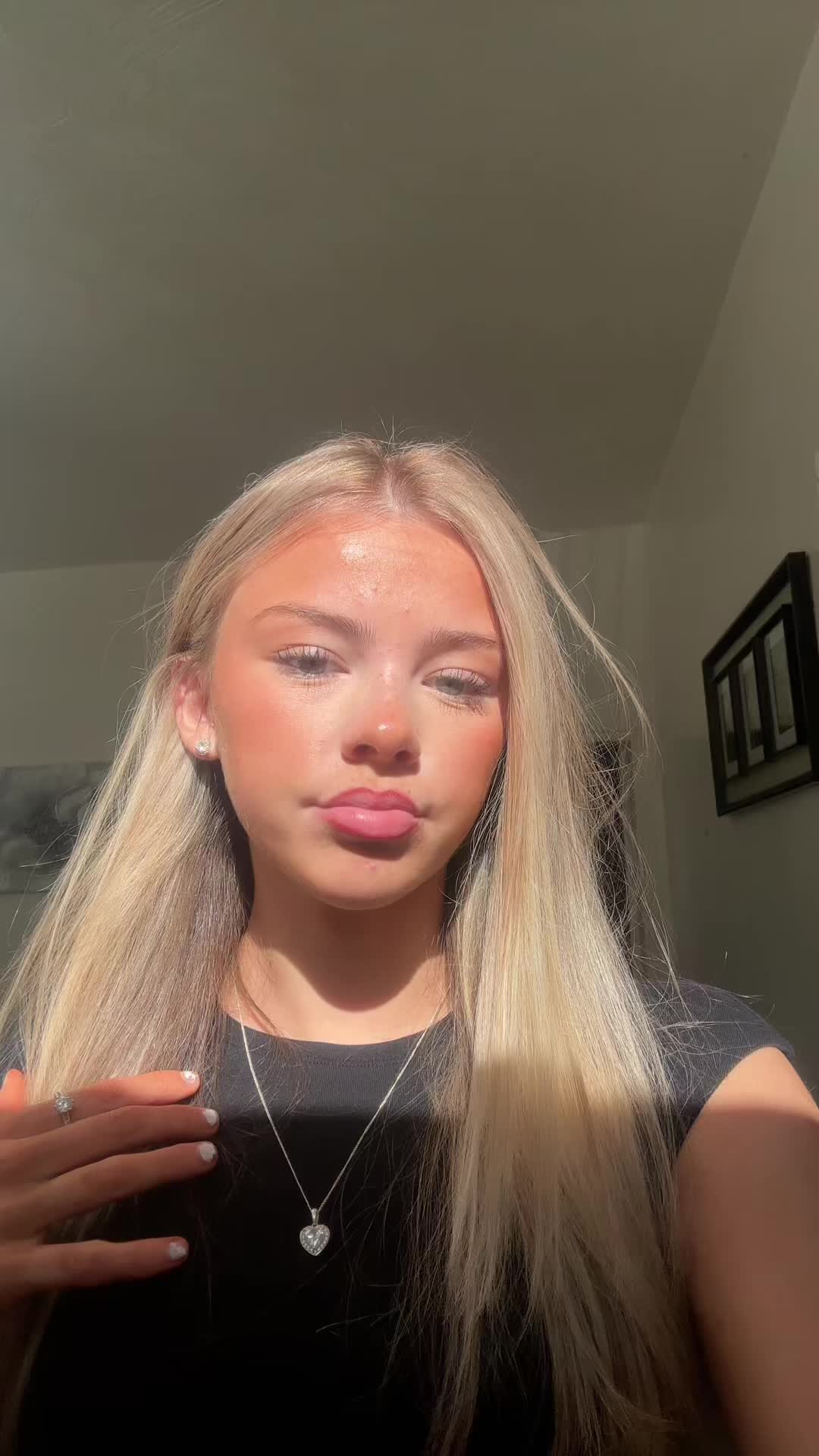 @lo