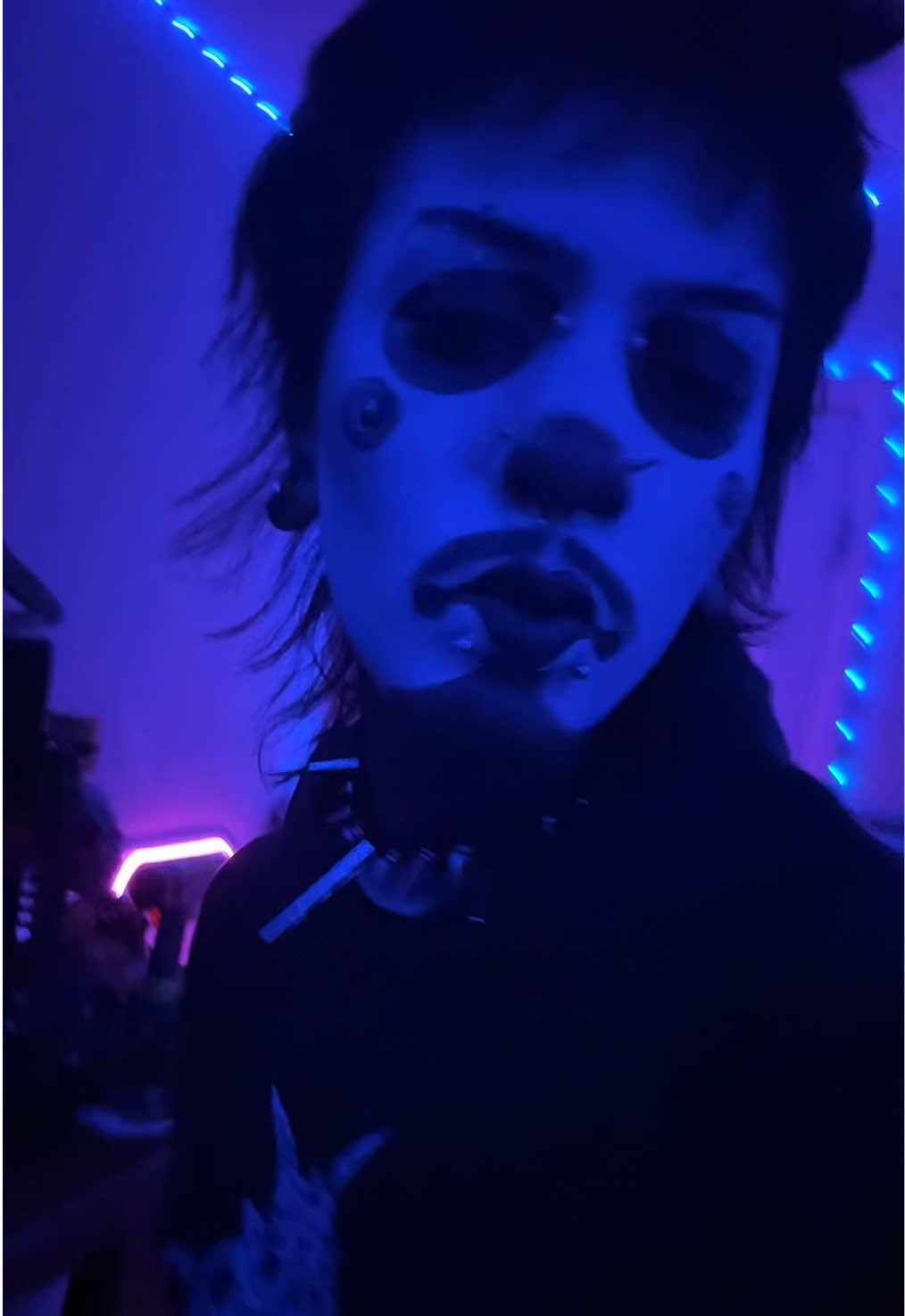 @☣︎ Tony ☣︎