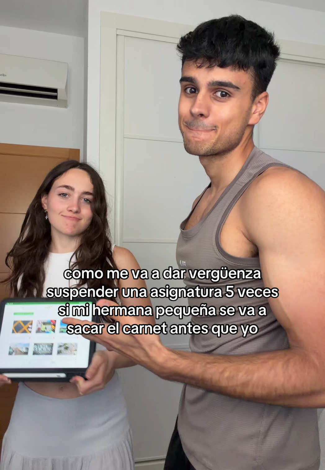 @Cristian González