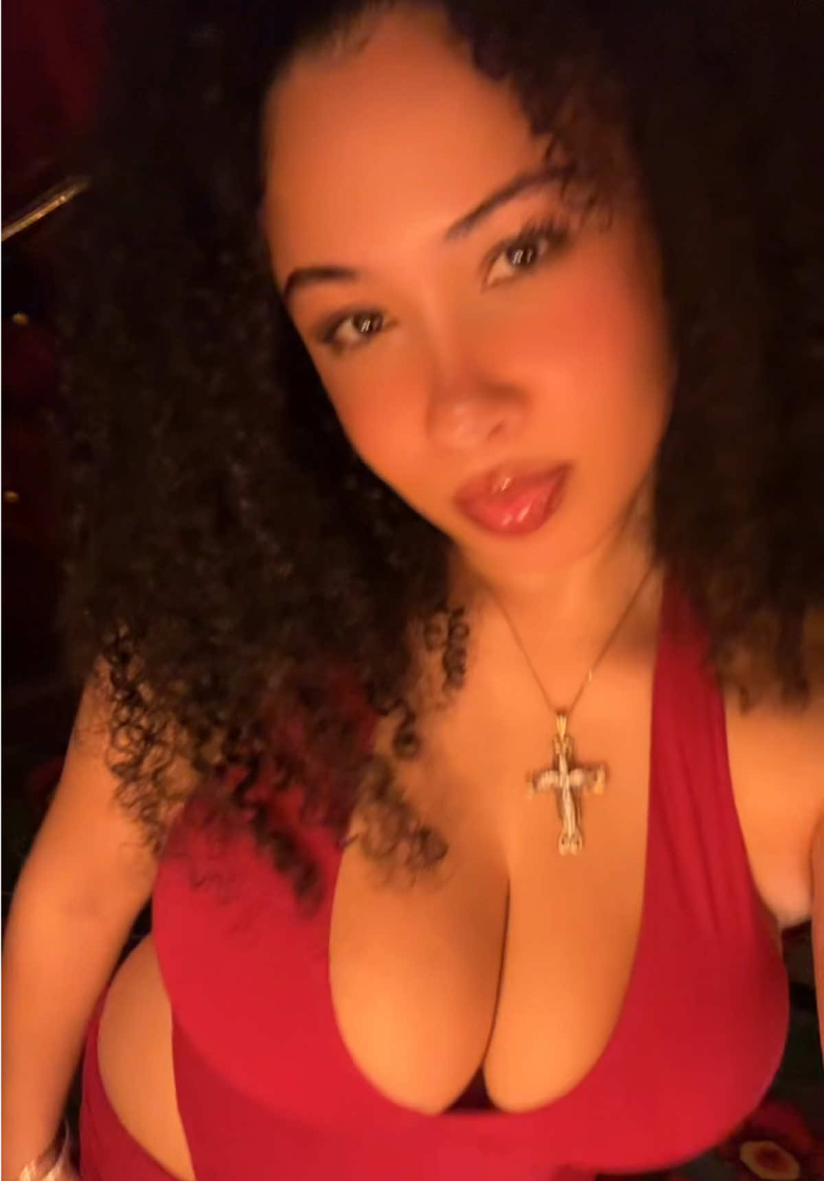 @DanielleRamona