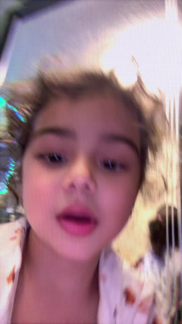 @Miruna🖤👑