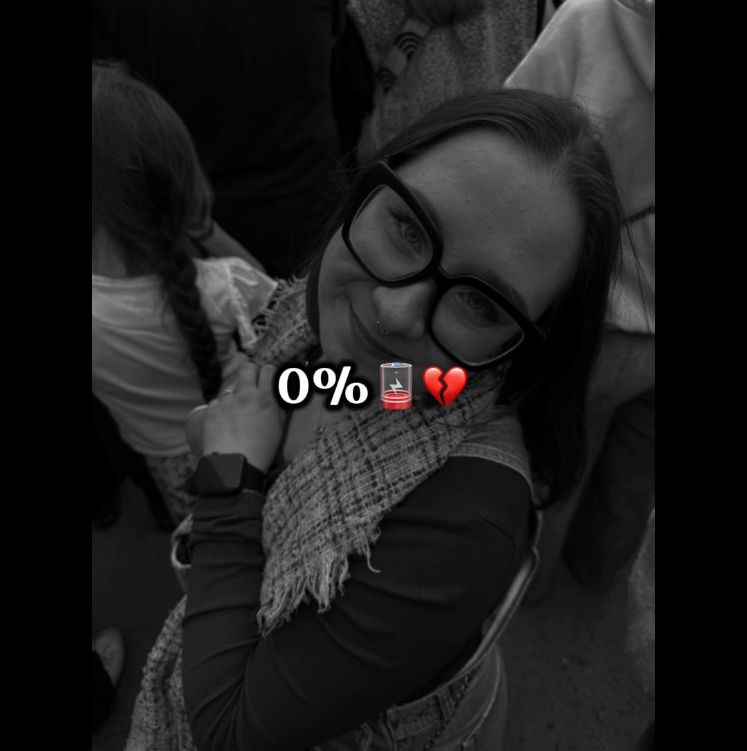 @🥀𝕃𝕒𝕦𝕣𝕒🥀