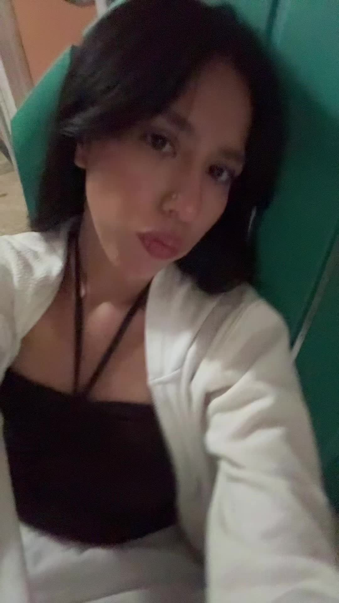 @Les🕷️