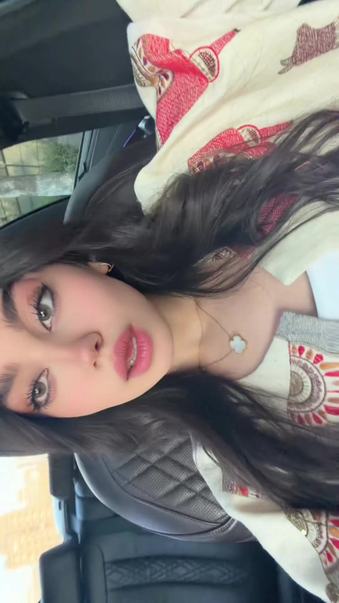 @liana