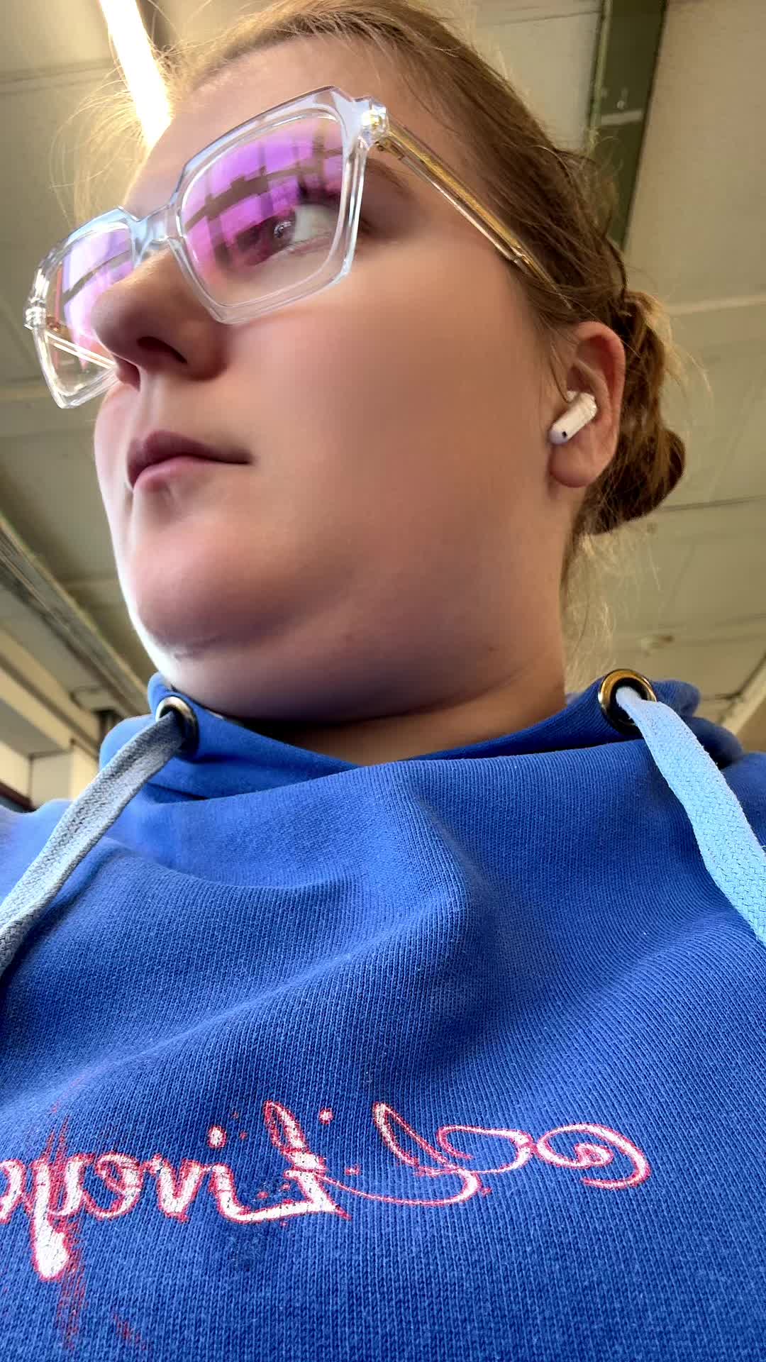 @supergirlfrauke